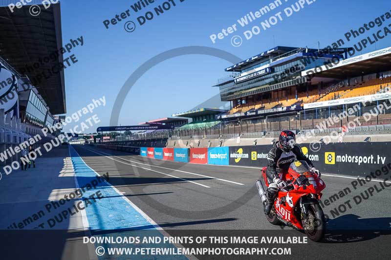 France;Le Mans;event digital images;motorbikes;no limits;peter wileman photography;trackday;trackday digital images